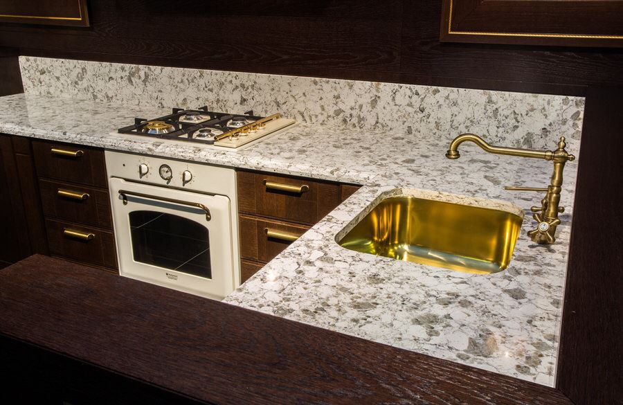 alaska white quartz kitchen top