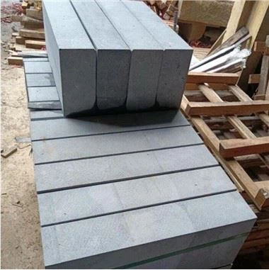 หินบะซอลต์สีดำ Kerbstone ตัดเลื่อยทั้งหมด