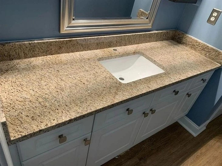 Giallo-Ornamental-Granite-for-Slab-Tile-Countertop-Island-Bathroom-Kitchen.webp (1)(001)