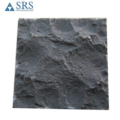 เครื่องปูผิวทางรถแล่นหินบะซอลต์สีดำก้อนหินสีดำ