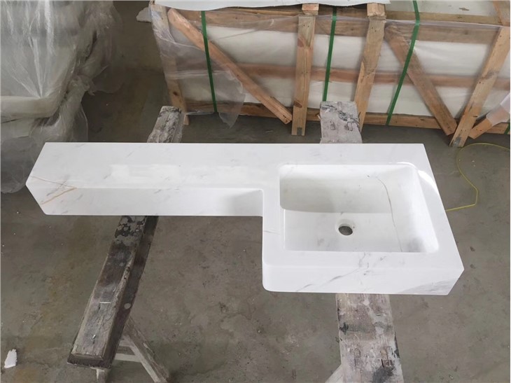 White Marble Sinks With Different Shapes
